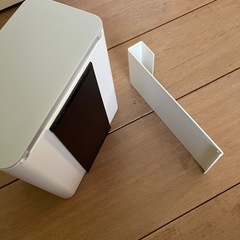 山崎実業 マグネット&シンク扉ゴミ箱 ホワイト の画像