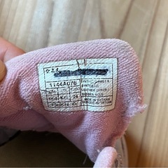 asics ベビーシューズ 紫色 マジックテープの画像