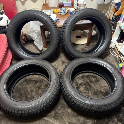 ヤフオクでそろそろ売れてしまうので取引は中止になります。