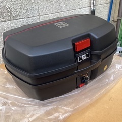新品未使用品 中華製リアボックス　約50Lの画像