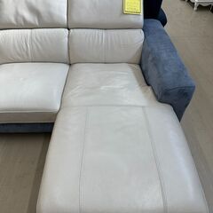 【ジャングルジャングル滋賀草津店】ジモティ来店特価!!　電動L字ソファー　ﾌﾞﾙｰ×ﾎﾜｲﾄ　J-2512100の画像