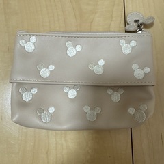 新品ミッキーポーチの画像