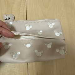 新品ミッキーポーチの画像