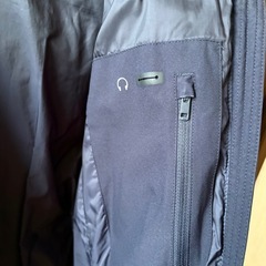 ユニクロ シームレスダウン レディース L ネイビー フード付き 冬アウターの画像