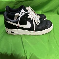 Nike Air Force 1 Low '07　ナイキ　エアフォースワン　メンズスニーカー　CJ0952-001　28.5ｃｍ　＠ｙ31の画像