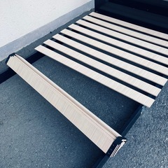 タクナ　LED照明付き　フロアベット　シングル　すのこベット　ローベット　組立式 の画像