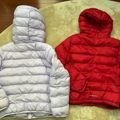 ユニクロ　キッズダウン　パープル　赤140の画像