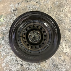 ハイエース 純正 15インチ 鉄　ホイール タイヤ ジャンク  1本の画像
