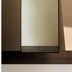 ZARA HOME メタルフレームウォールミラーの画像