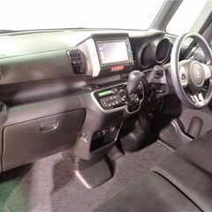 ＼ 誰でも車が買える次世代低与信ローン専門店／ 安心の１年保証付き 距離無制限！中古車販売 カーメル山梨店　平成２９年　ホンダ　Ｎ－ＢＯＸ　69,412㌔の画像