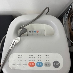 siroca 加湿付き温冷風扇の画像