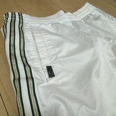 アディダスジャージの画像