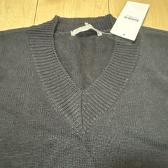 新品ニットベストの画像