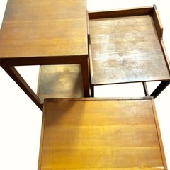 木製の台の画像