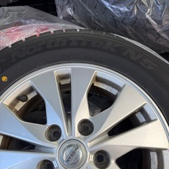 NorthTrekスタッドレスタイヤ195/65R15+Nissanホイール4本の画像