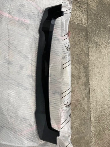 美品　デリカ　テールゲートスポイラー
