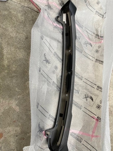 美品　デリカ　テールゲートスポイラー