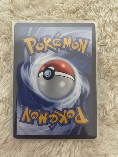 ポケモンカード　ピカチュウコスプレ　