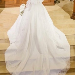 ウェディングドレス プリンセスライン オフショルダー ボレロの画像