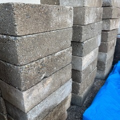 ブロック 各50円の画像