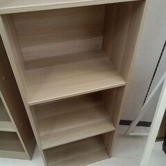 リユースのサカイ栃木店★ジモティ割あり★  本棚 ベージュ W41.5×D29×H168 クリーニング済み TC11999の画像