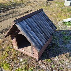 中古犬 小屋 　中型犬用　 木製 アイリスオーヤマ LGK-750の画像
