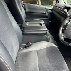 ❑全国自社ローン対応❑       ★平成28年登録トヨタハイエース  の画像