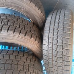 格安！スタッドレスタイヤ175/65R15 4本セット 山有り！ ダンロップ 日本製の画像