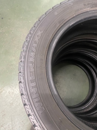 【取引中
】スタッドレスタイヤ 155/65R14