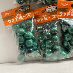 トーホー ウッドビーズ 16mm 丸型 グリーン 緑 10袋セットの画像