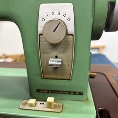 アンティーク ミシンの画像