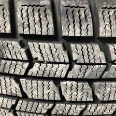 30プリウス　スタッドレス4本の画像