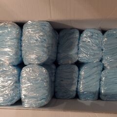 プラスティックガウン 140枚　使い捨て　男女兼用　多目的の画像