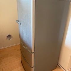 【取引相手様確定しました】差し上げます 冷蔵庫272L  AQR-KS27G(N)  2018年製 の画像