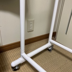 ハンガーラックの画像