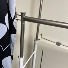 ハンガーラックの画像