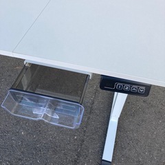 電動昇降デスク　スタンディングデスク　幅160cm 昇降式テーブル　パソコンデスク　白の画像
