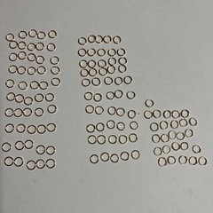 丸カン126個の画像