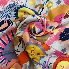 エルメス HERMES スカーフ Au Royaume d'Helios エリオスの王国 カレ70 2023AW ピンクの画像