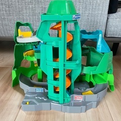 トミカ ツインコースやまみちドライブ 子供 
おもちゃの画像