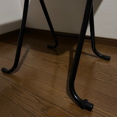 折りたたみ机 ホワイト 幅560mm × 奥行き420mm × 高さ700mmの画像