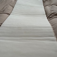 エアウィーヴ　マットレス　パッド　ポータブル　キャンプ　アウトドア　未使用　寝具　の画像