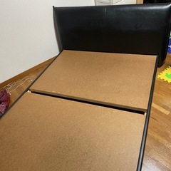 明日までの出品にします！ダブルベッドフレームのみ　黒、レザー　✳︎引き取り限定✳︎の画像