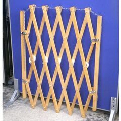 ベビーフェンス とおりゃんせ 取付幅60～100cm以内 チェーン付 ベビーゲート ☆ 札幌市 北区 屯田 の画像