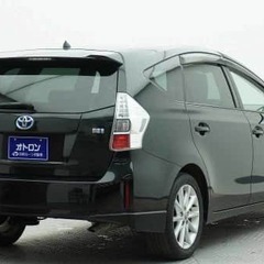 燃費という安心を、広さと一緒に。プリウスαの画像