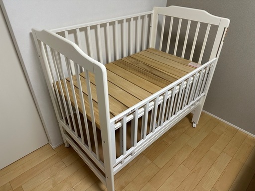 KATOJI ベビーベッド ホワイト ハイシート ハイシートベビーベッド（ホワイト）」について｜カトージの商品