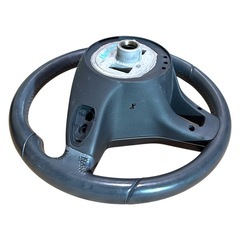 ベンツ Bクラス 純正ステアリング ハンドルの画像