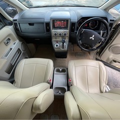 ブルバー‼️走行距離9万キロ台‼️平成19年式★三菱★デリカ★D5★Gナビパッケージ★4WD★の画像