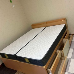 クインベッドマットレス付の画像