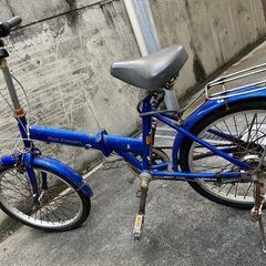 【相談中・新規受付停止します】20インチ自転車。折りたたみ自転車・サビがありますが乗れます。引き取りに来てくれる方に。の画像
